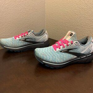 Brooks Ghost 14 Road Running Trail Running Shoes Womens Size Shoe 9.5 Beaters